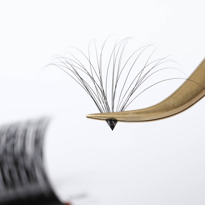 Easy Fanning Eyelash Extensions